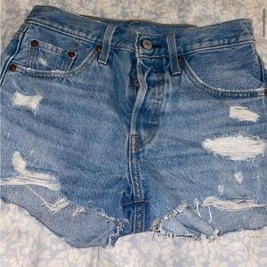Levi jean shorts